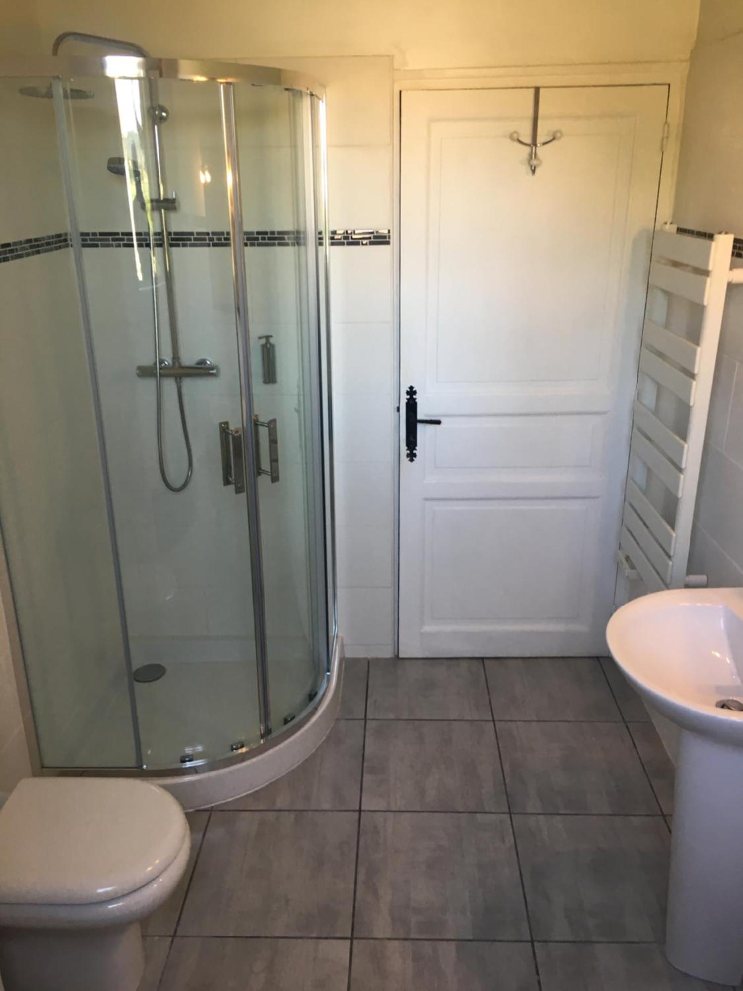 Chez Irene Bed & Breakfast Saint-Quentin-la-Tour Room photo